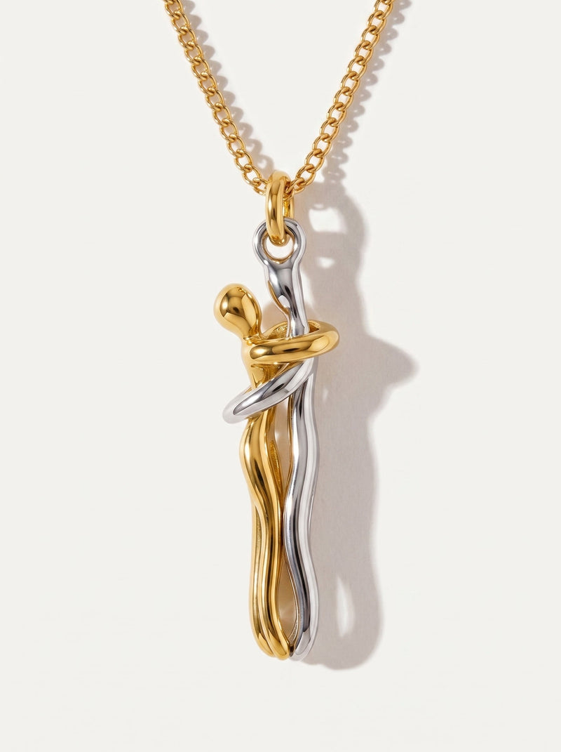 Collar Abrazo Dorado de Alma Sotelo — Dorado y Plata