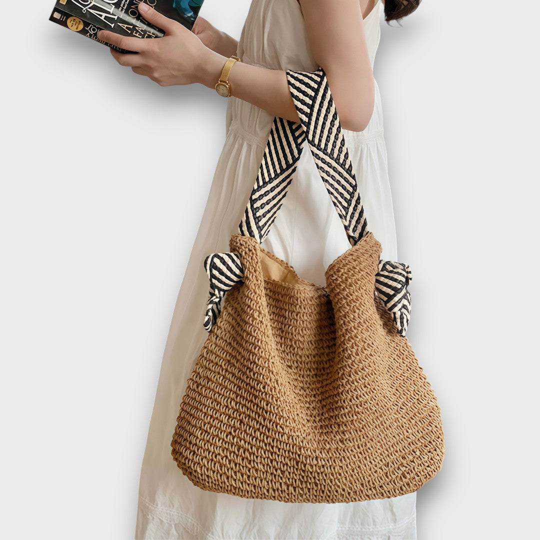 Camilla | Bolsa Boho con Estructura y Correas Llamativas