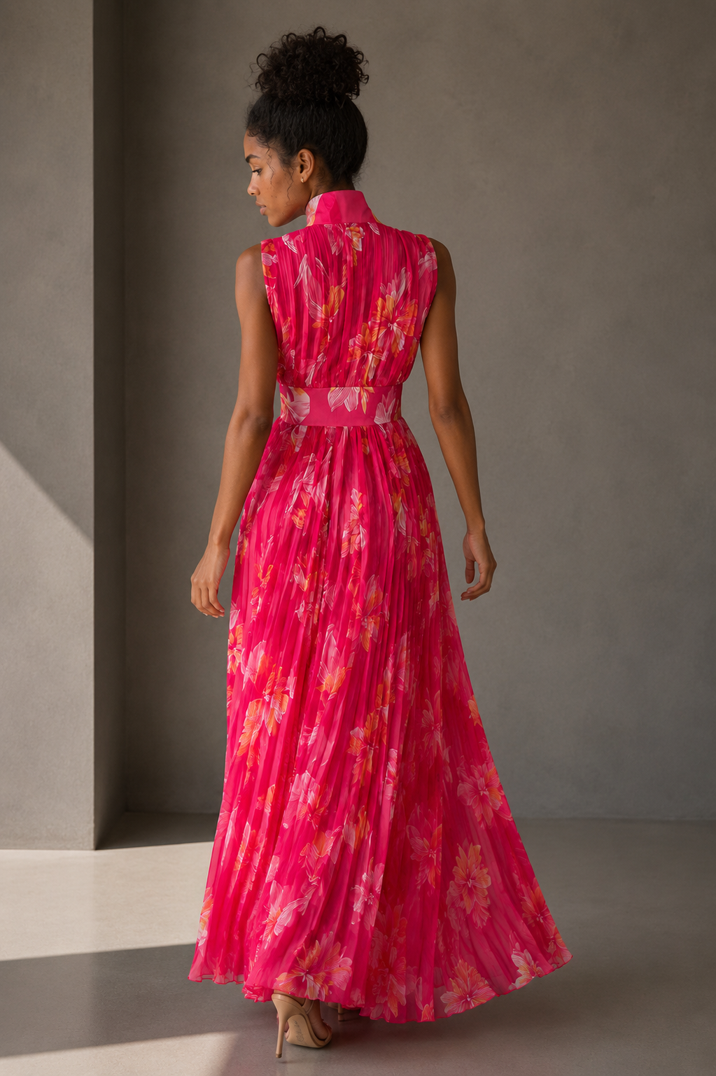 Mono plisado en Fucsia — trasera