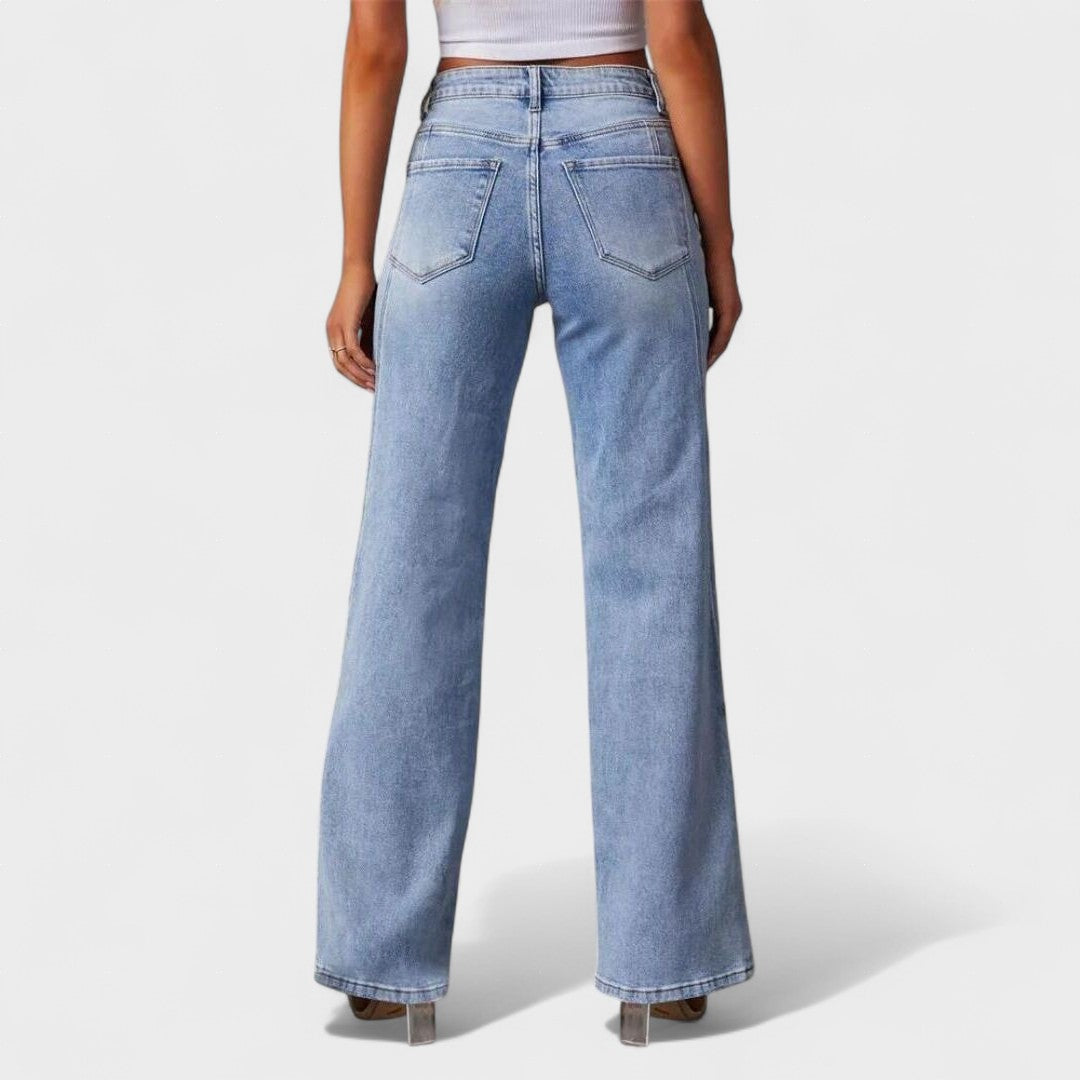 María | Jeans de Corte Flare