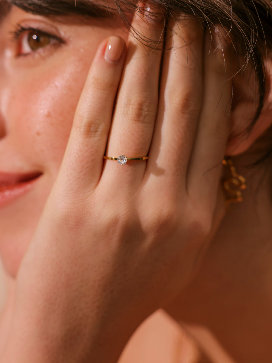 Anillo Brillante de Alma Sotelo — foto 3
