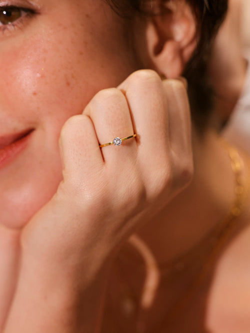 Anillo Brillante de Alma Sotelo — foto 2