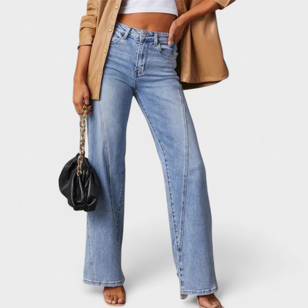 María | Jeans de Corte Flare