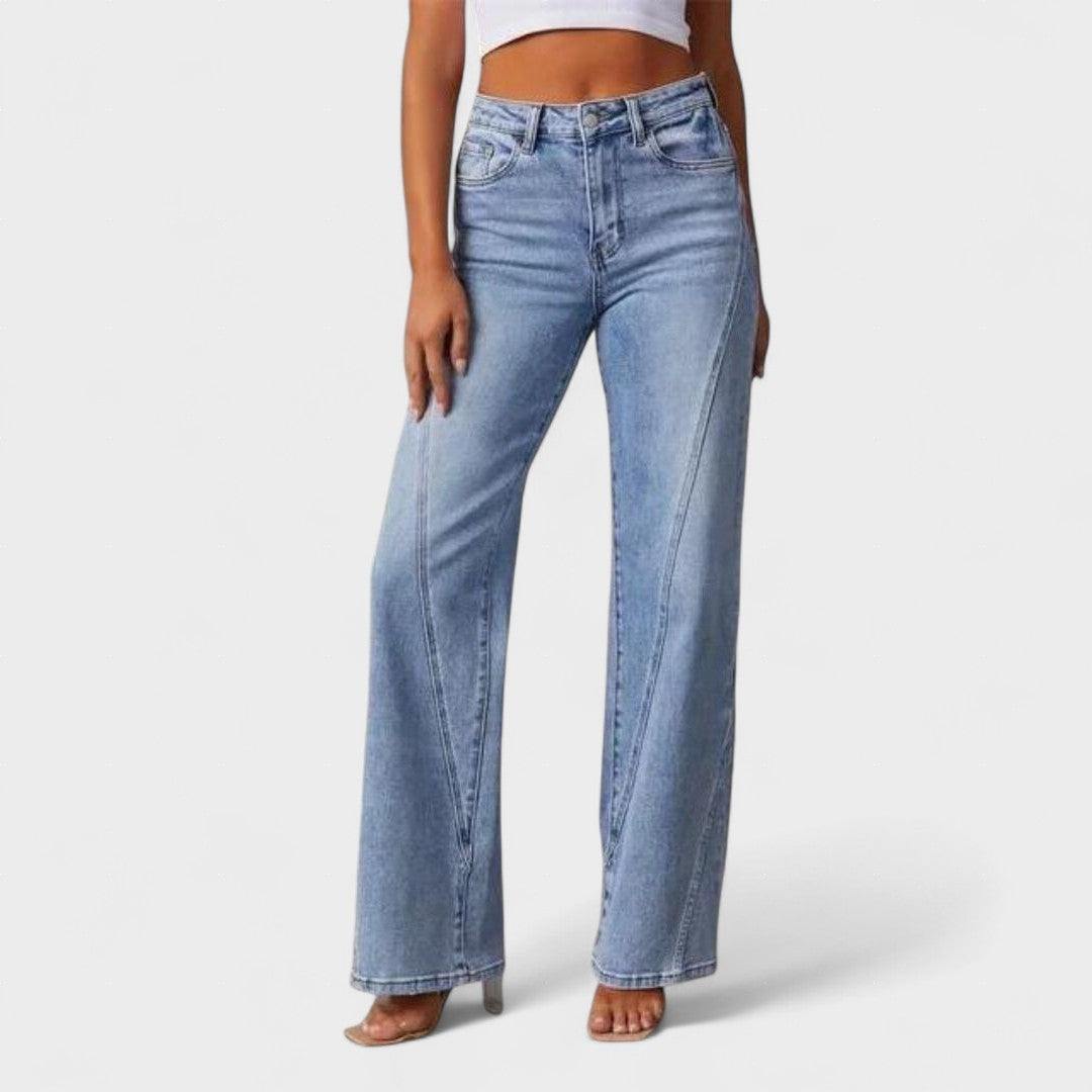 María | Jeans de Corte Flare