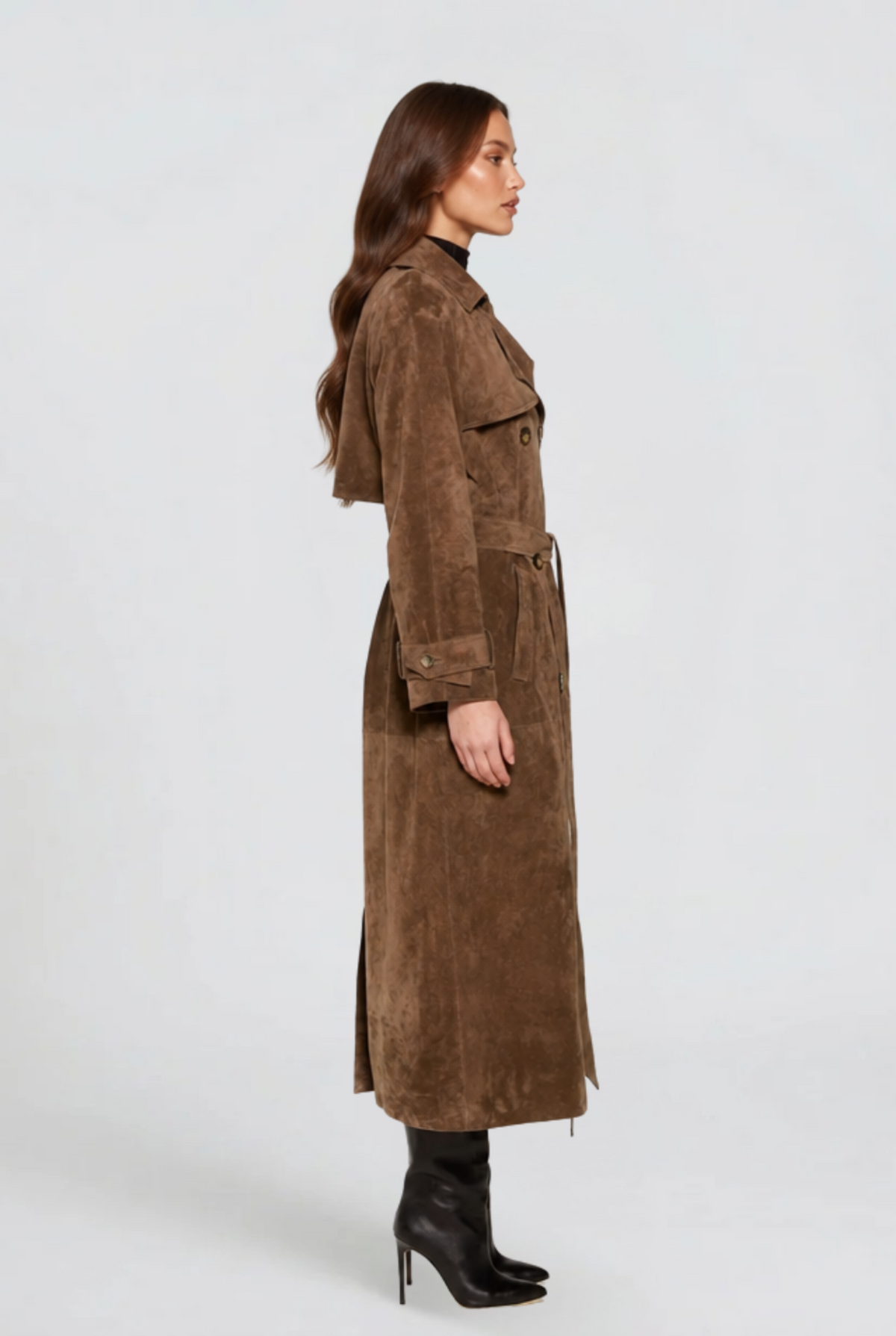 Trench Largo de Ante Hailey de Alma Sotelo — foto 3