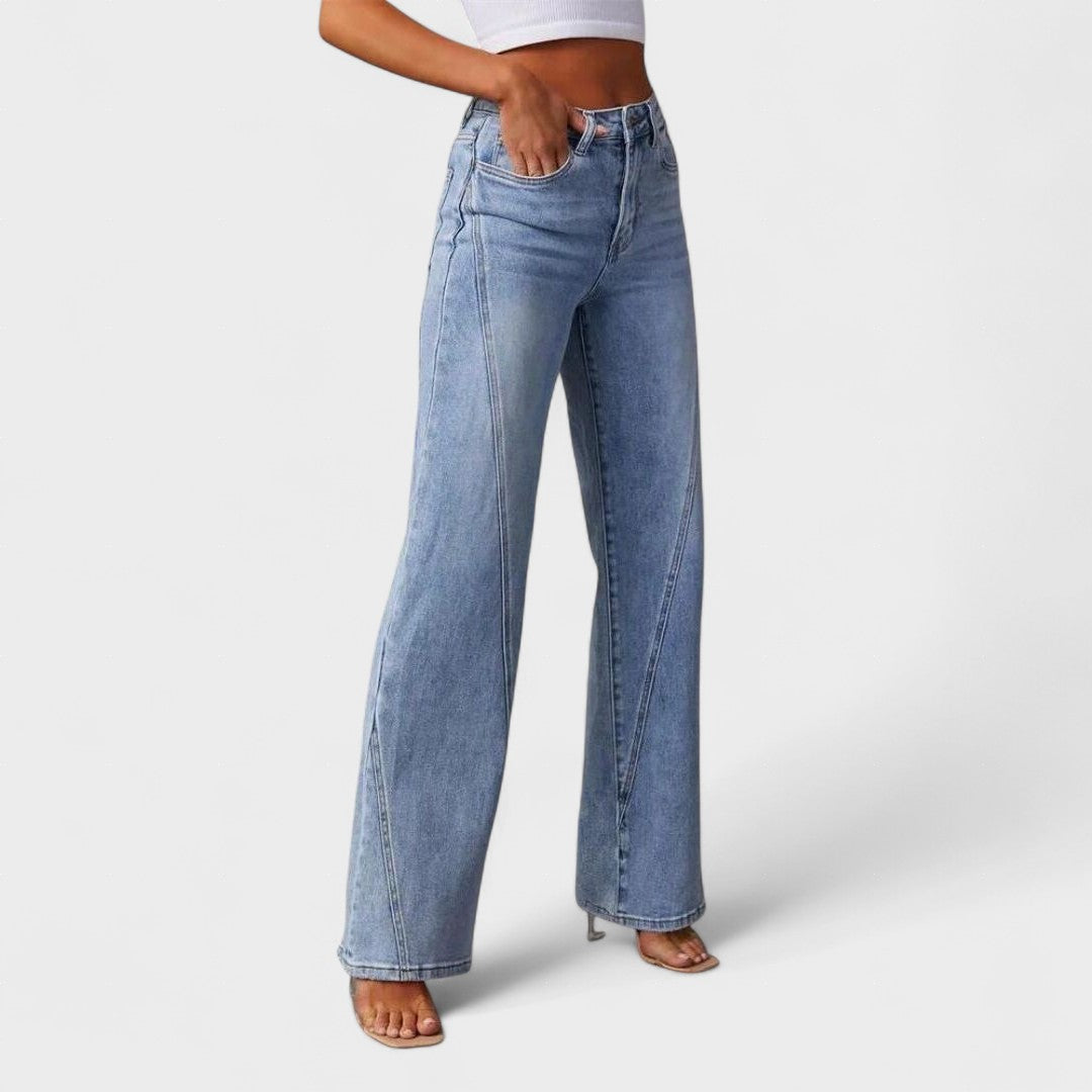 María | Jeans de Corte Flare