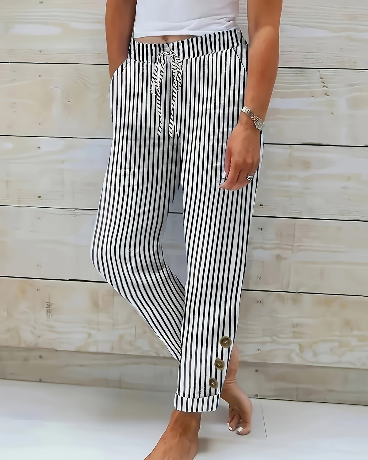 Zaida | Pantalones a Rayas con Botones Chic