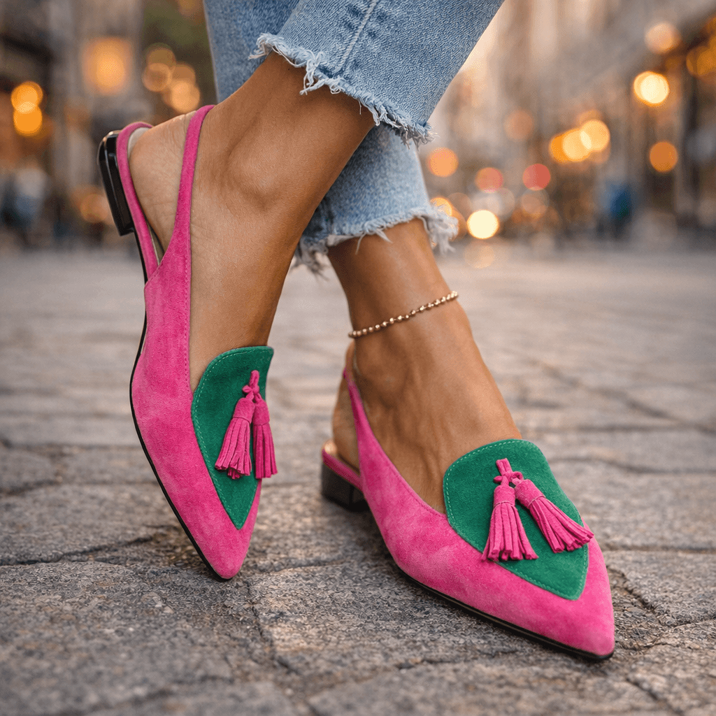 Lorena | Mules Bicolor Elegantes con Pompones