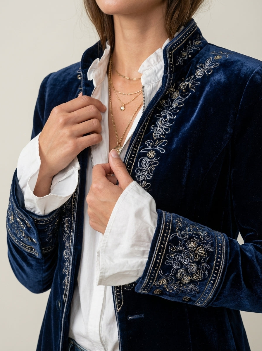 Nuria | Chaqueta Elegante de Terciopelo