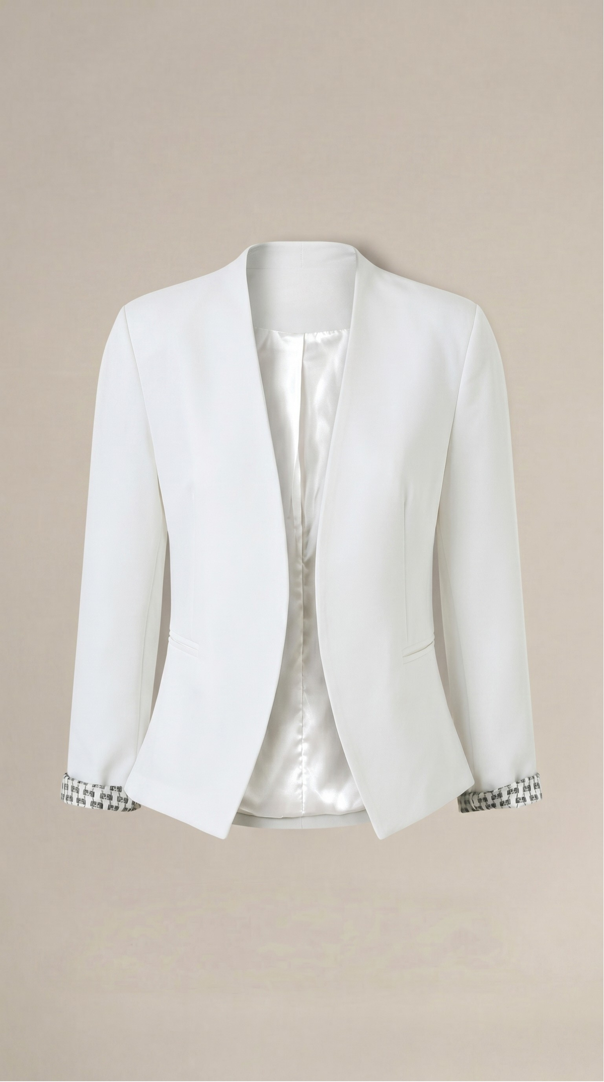 Blazer Recto con Hombreras de Alma Sotelo — Blanco Crudo