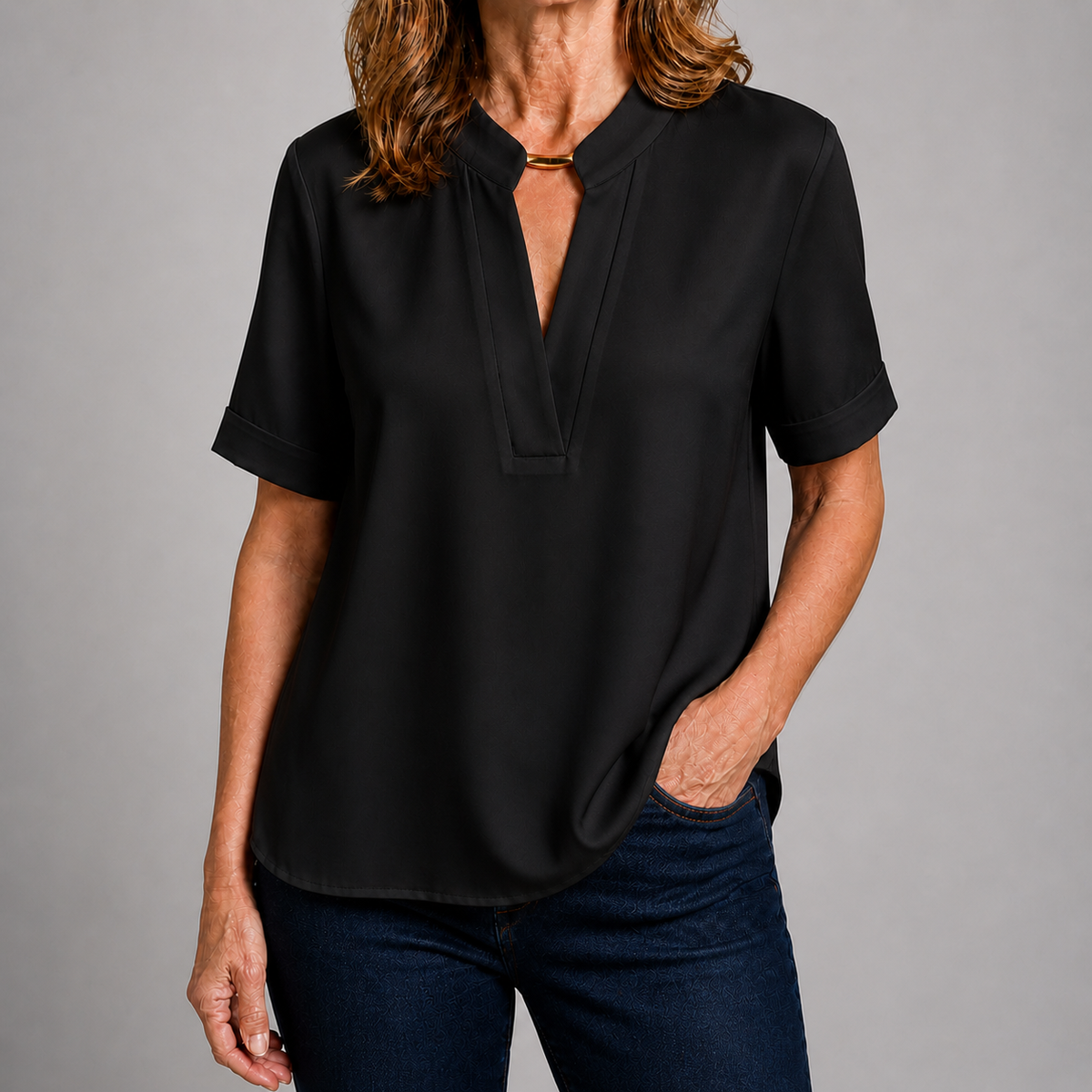Elena | Blusa Chic con Cuello en V · Elegancia Diaria