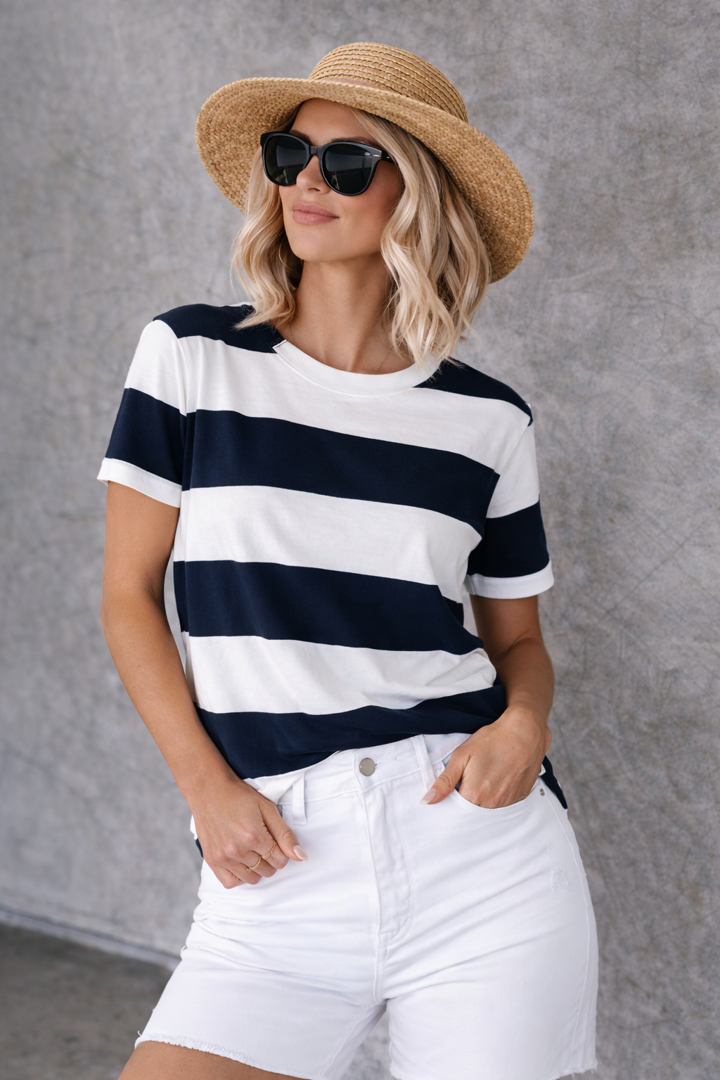 Valentina | Camiseta Clásica de Rayas Breton