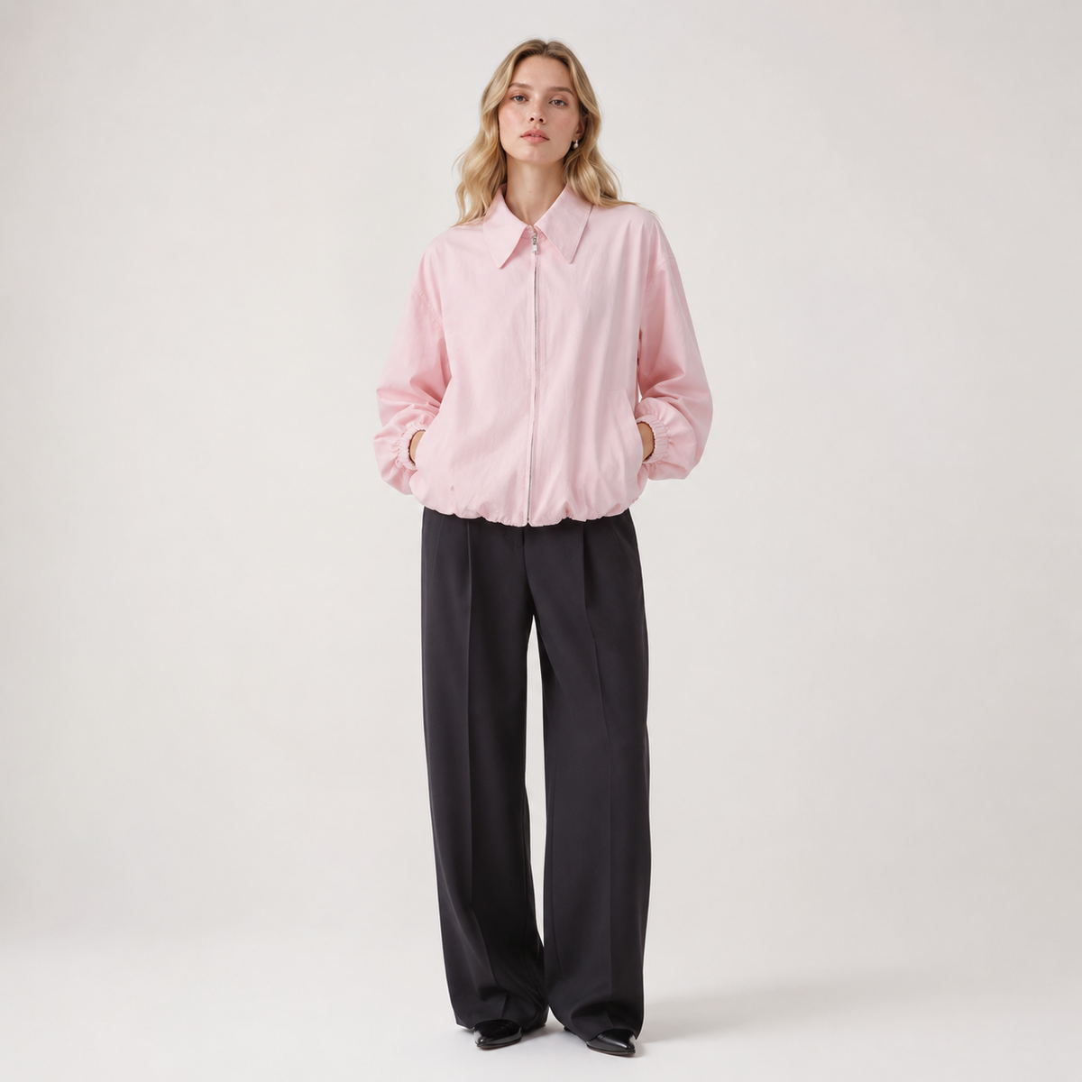Chaqueta Cropped Estilo Campo de Alma Sotelo — foto 1 de 3