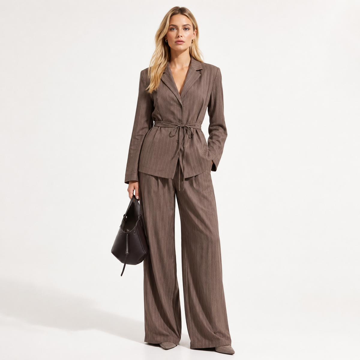 Traje Rayas Milano — Blazer y Pantalón Ancho de Alma Sotelo