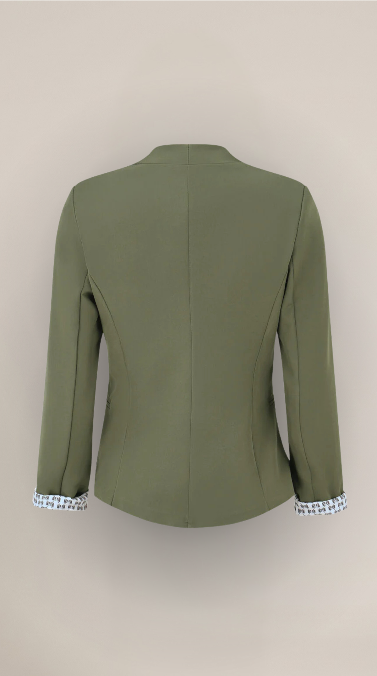Blazer Recto con Hombreras de Alma Sotelo — foto 4
