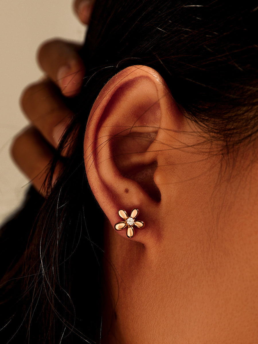 Pendientes Flor Dorada de Alma Sotelo — foto 2