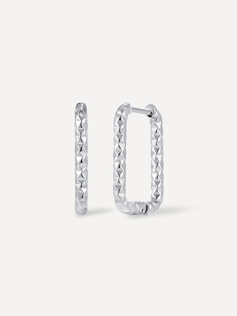 Pendientes Geométricos Dorados de Alma Sotelo — Plata