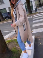Giorgia, abrigo-sudadera oversize con capucha en beige