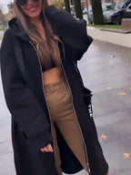 Giorgia, abrigo-sudadera oversize con capucha en negro