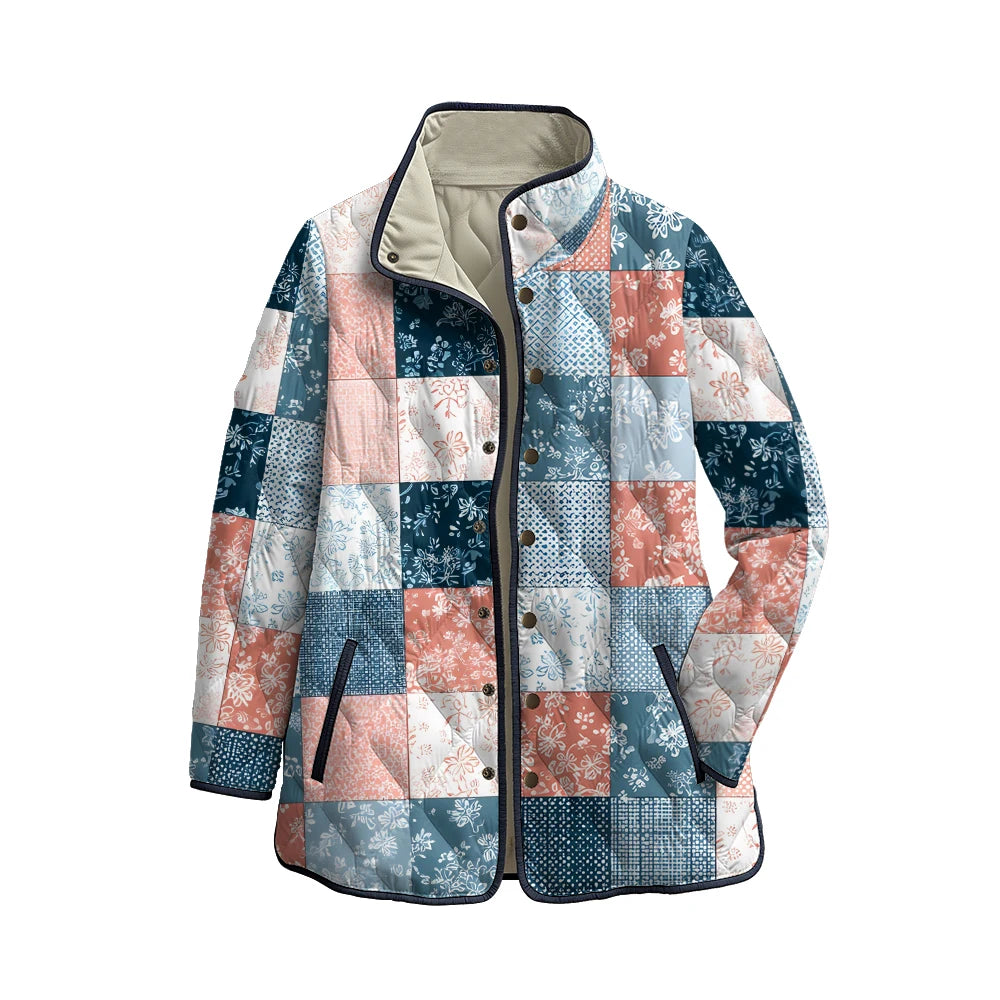 Chaqueta acolchada con patchwork en azul noche y coral