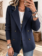 Adela, chaqueta americana con mangas de punto, color azul marino