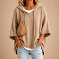 Lourdes - Poncho de punto con capucha beige