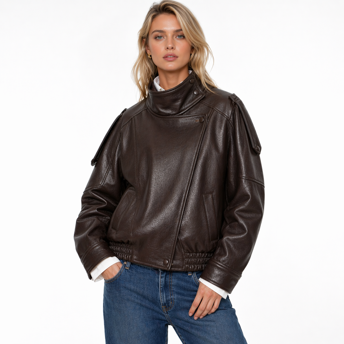 Chaqueta Oversize Efecto Piel de Alma Sotelo — foto 1 de 2