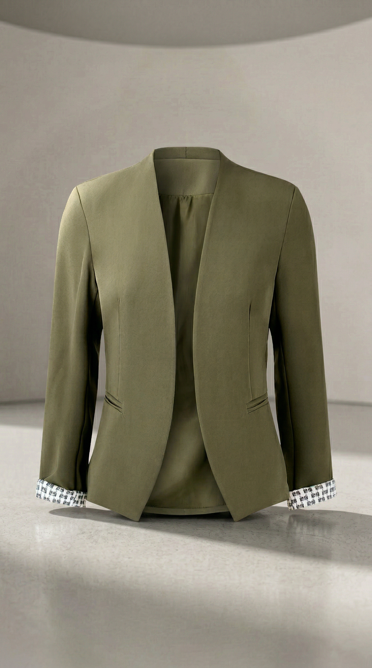 Blazer Recto con Hombreras de Alma Sotelo — foto 3