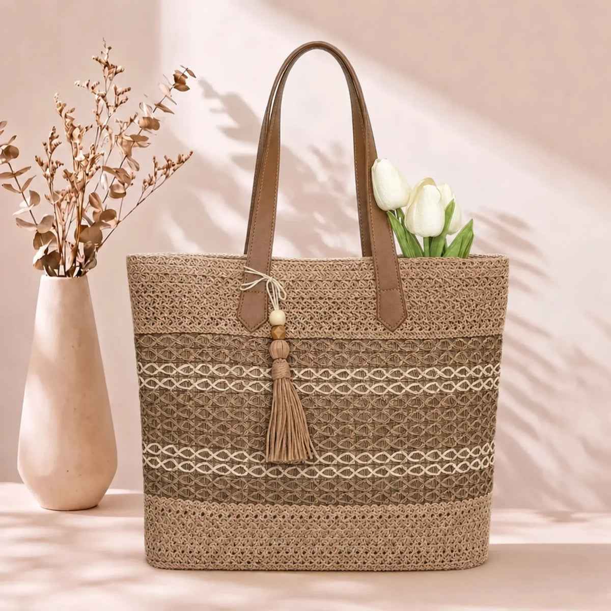 Mira | Tote de Paja con Borlas Boho