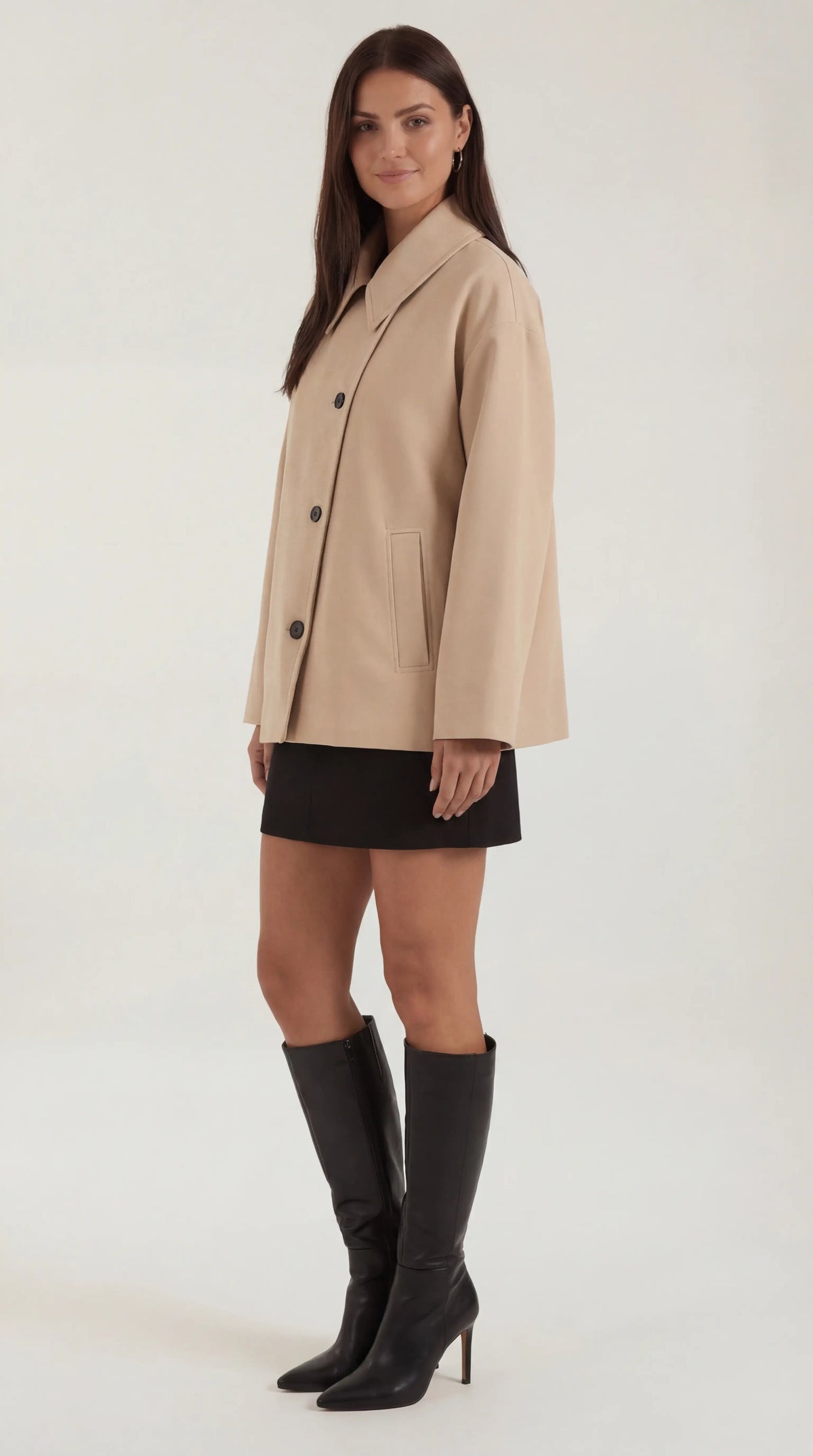 Abrigo Oversize Asimétrico Amanda de Alma Sotelo — foto 2