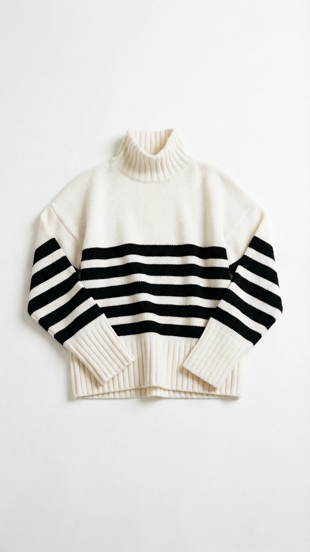 Jersey Oversize de Rayas Marfil de Alma Sotelo — foto 5