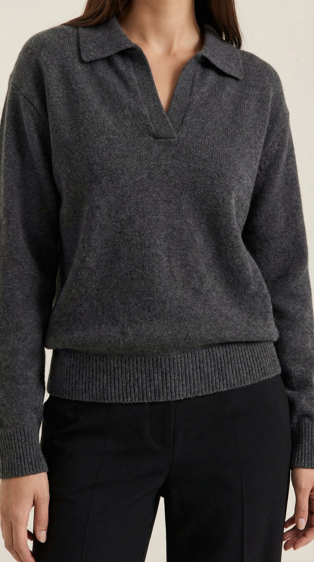 Margaret | Jersey polo con escote en V