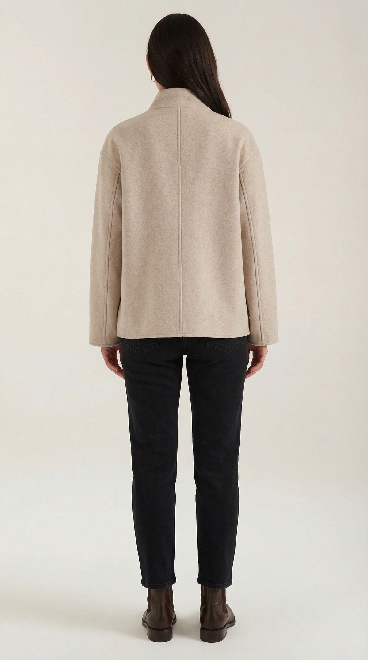 Chaqueta Oversize Pamela con Botones de Alma Sotelo — foto 4