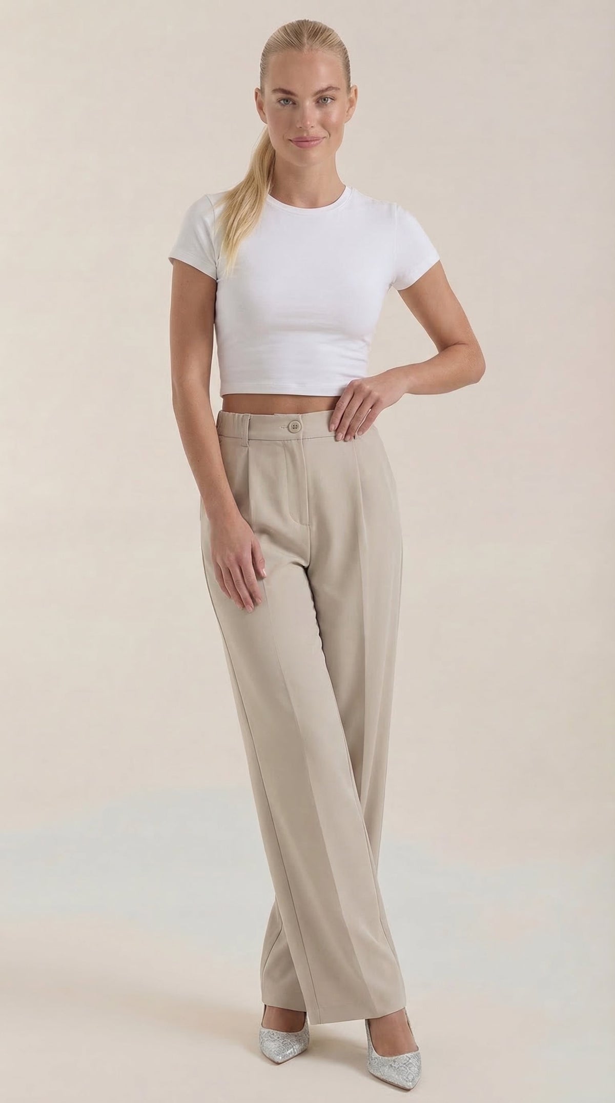 Pantalón Sastre Pierna Ancha Rebecca de Alma Sotelo — Beige