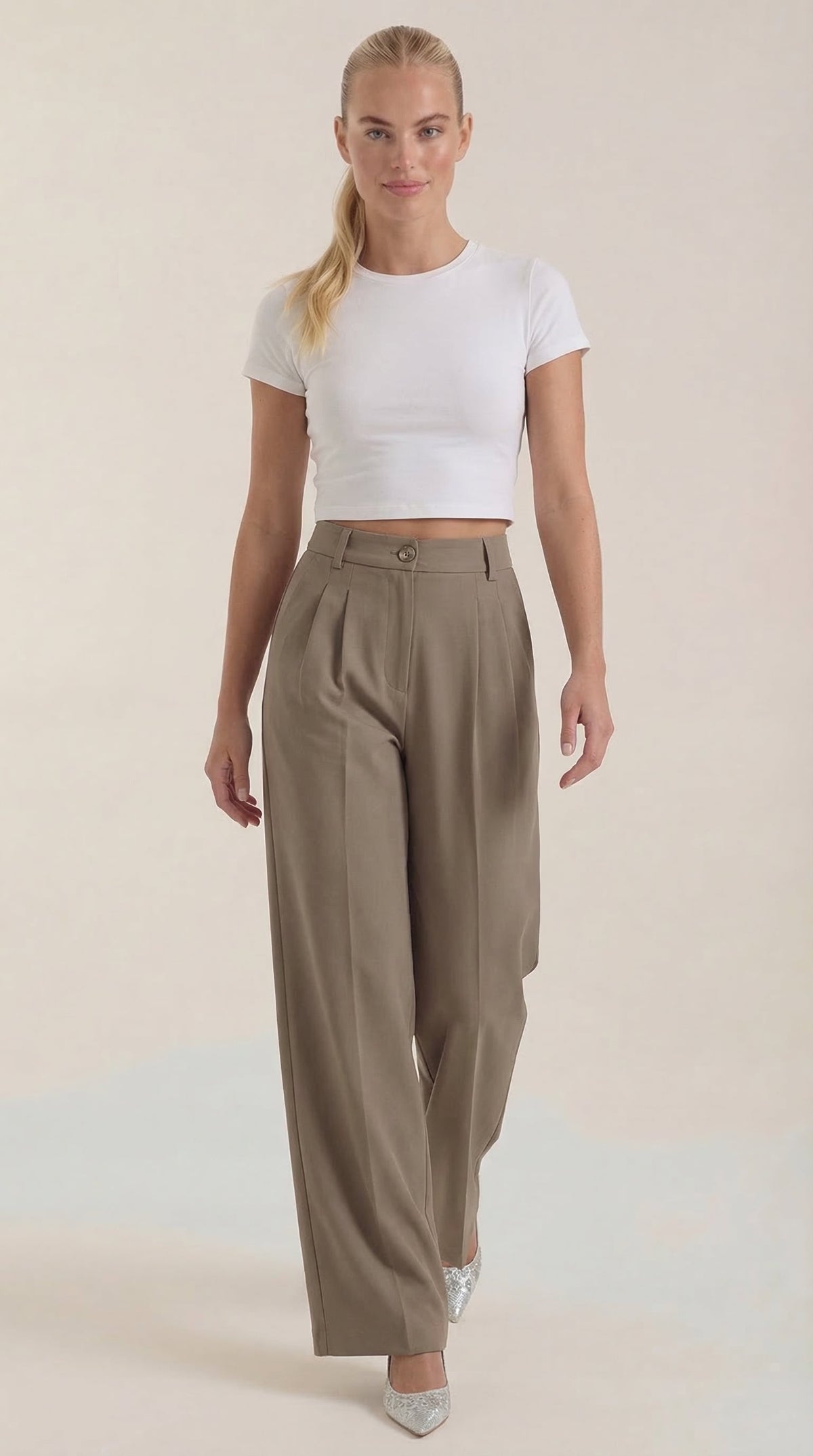 Pantalón Sastre Pierna Ancha Rebecca de Alma Sotelo — Caqui